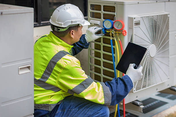 Professional Hvac technician working in Seekonk, MA